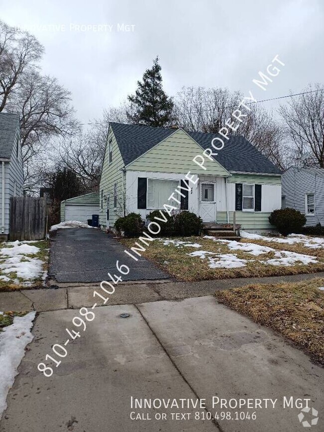 Building Photo - Single family 3 bed 1 bath home!