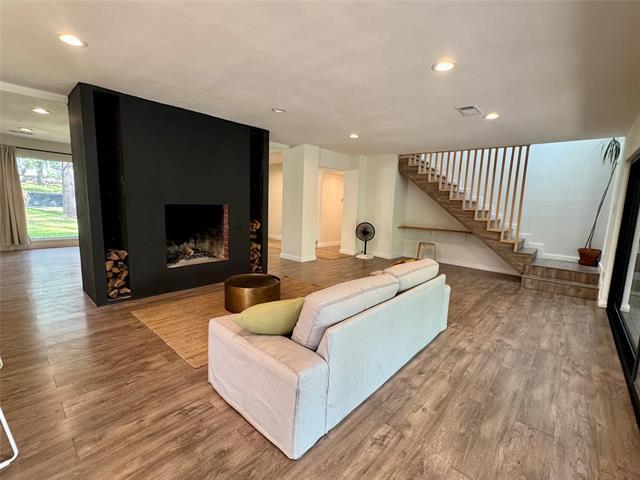 Photo - 211 Mill Creek Dr