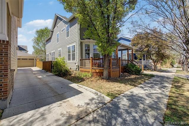 Photo - 2745 Xanthia St