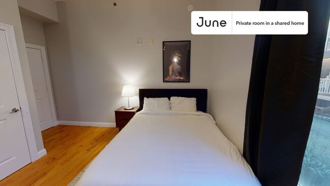 Photo - Room in Shared 5 bed/2.5 bath home Unit B