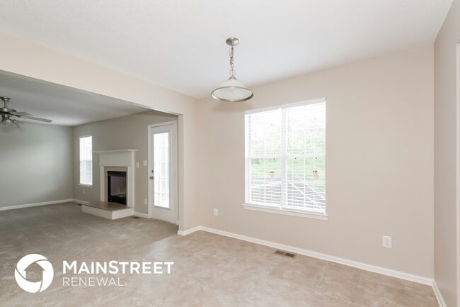 Photo - 5934 Colonnade Dr