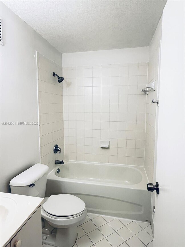 1300 SE 31st Ct Unidad 201-36