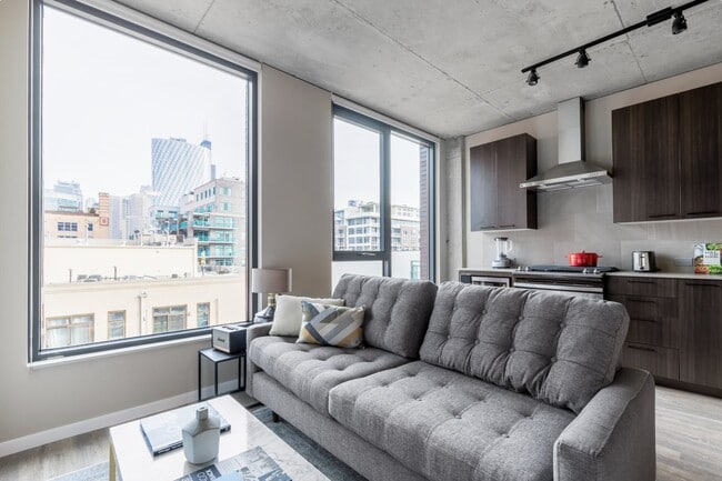 Photo - 900 W Washington Blvd Unit 1201
