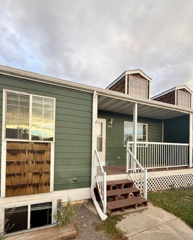 Photo - 3 Bedroom 2 Bathroom Pet Friendly-Belgrade