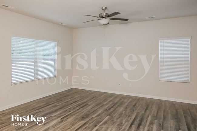 Photo - 9534 Hamel St