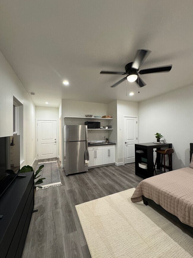 Bellaire Lofts
