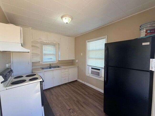 Photo - 2220 20th St