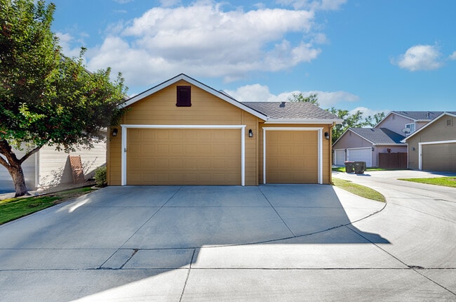 Photo - 3909 N Heritage View Ave