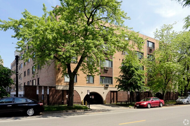 6954 Sheridan