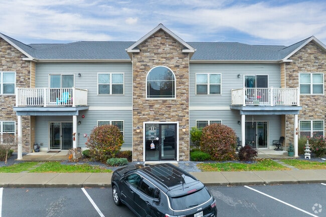 Mill Hollow Apartments