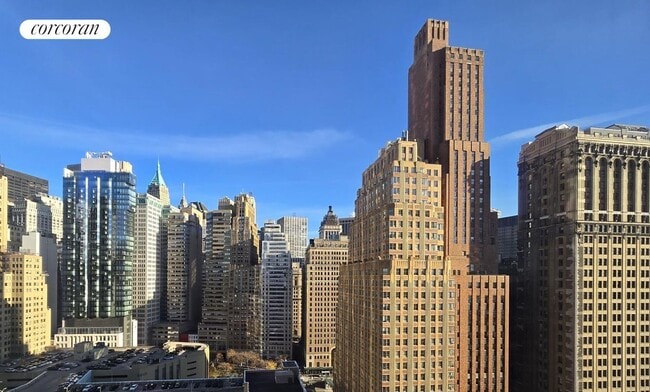 Photo - 70 Little W St