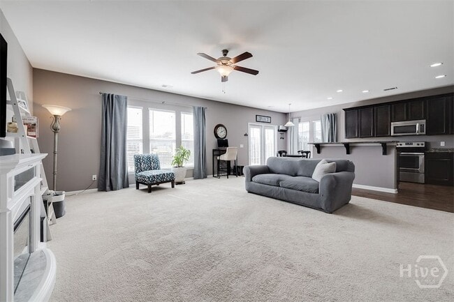 Photo - 285 Willow Point Cir