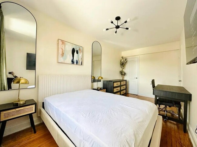Photo - Nice room in a good neighborhood Unit 4