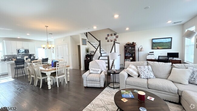 Building Photo - 18 Colgate Dr Rental