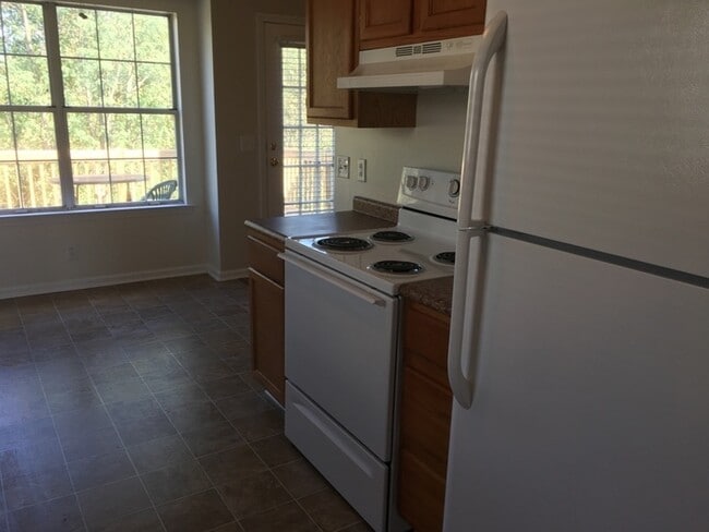 Photo - 4 Bedroom 2 bath home off Bell Rd Available !