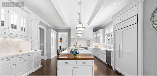 Photo - 496 Wainscott Harbor Rd