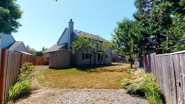 Photo - Wilsonville - Newly Updated 4 Bed + Bonus, Central Air, Cul-De-Sac!