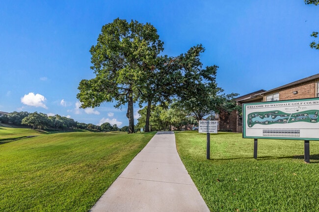 Campo de golf Westdale Hills Grounds - Westdale Hills