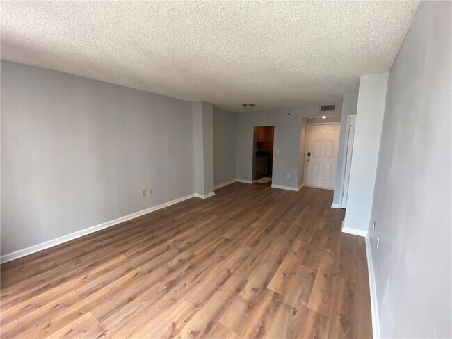 Photo - 1280 W Peachtree St NW Unit 2602