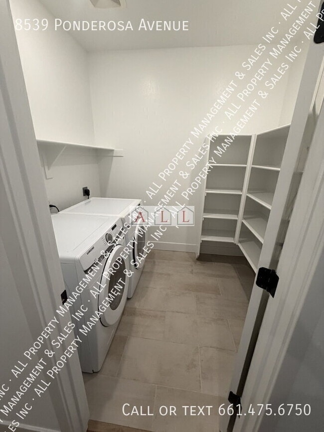 Photo - 8539 Ponderosa Ave