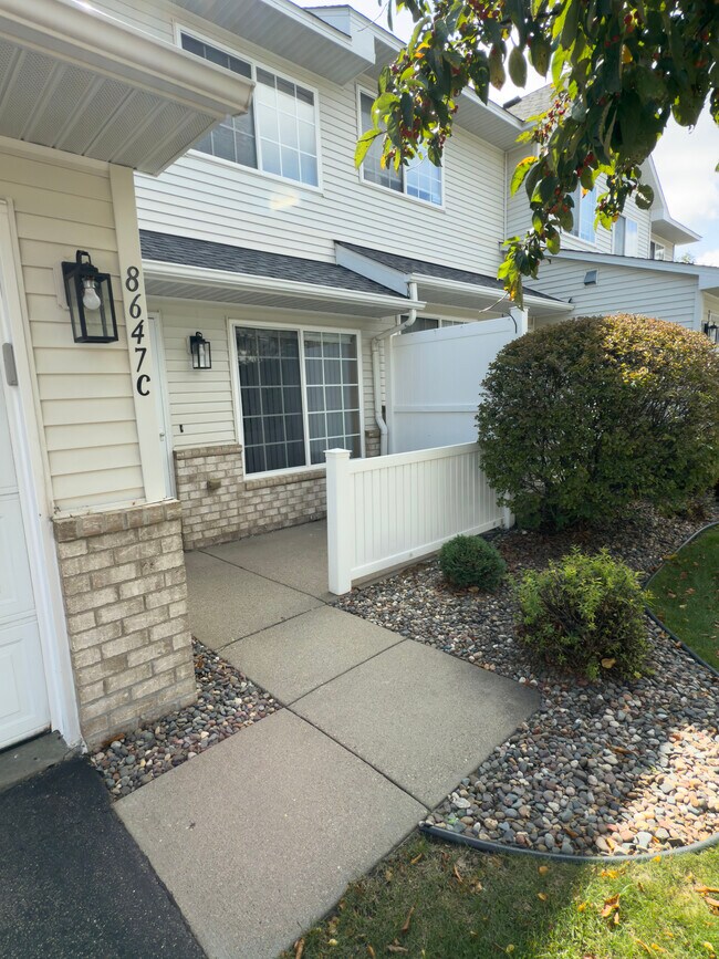 Photo - 8647 Quarry Ridge Ln