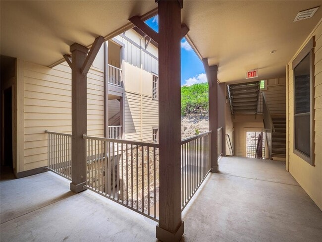 Photo - 17808 Maritime Point Unidad 202