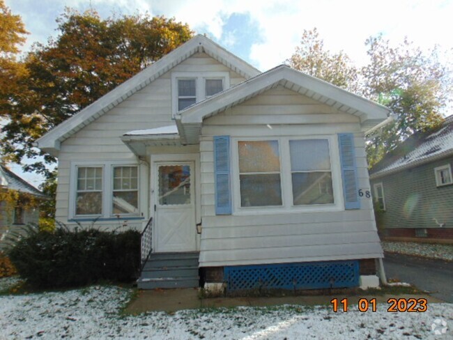 Building Photo - 3 Bed/ 1 Bath Full House Available Now!