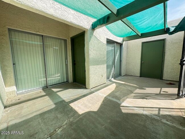 Photo - 546 S Allred Dr