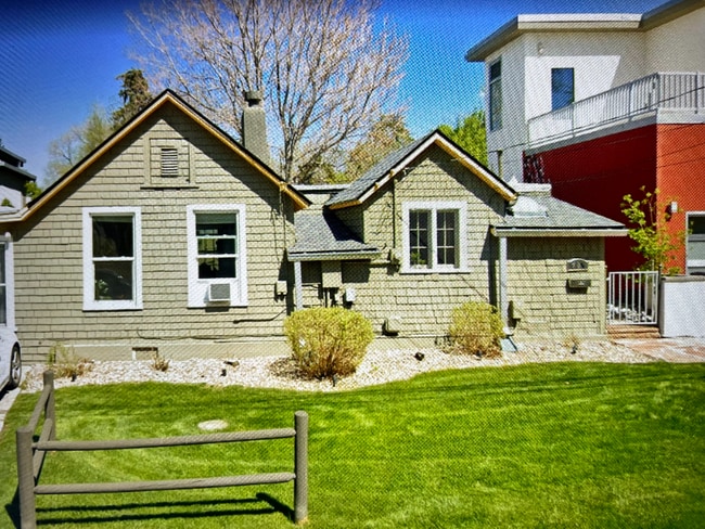 Photo - 408 Harrison St