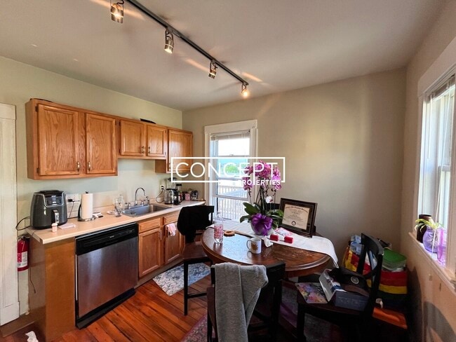 Photo - 101 Heath St Unit 3