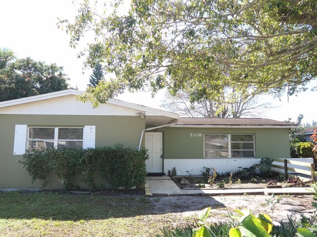 Building Photo - 5308 Marcia Pl