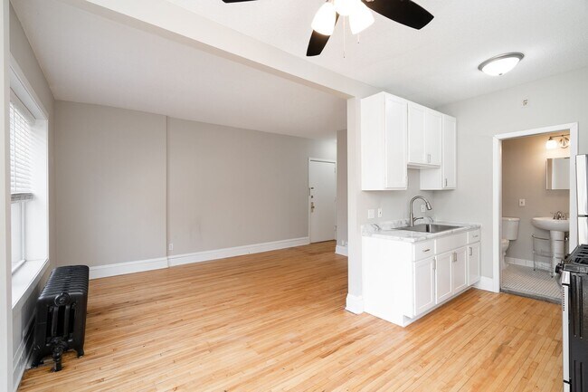 Photo - 225/227/233 Oak Grove St – Oak Grove Downtown