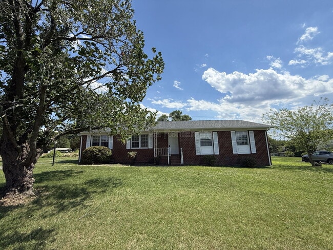 Photo - 1804 Sherwood Dr