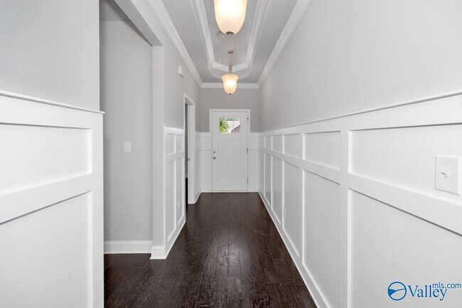 Photo - 207 Blackwood Dr NW