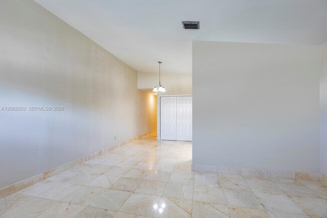 Photo - 2733 SW 31st Pl