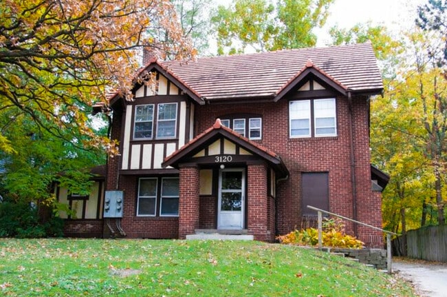 3120 Cottage Grove Ave Unit 1