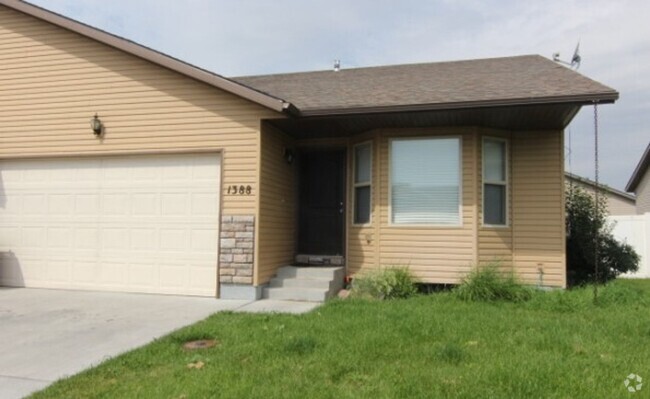 Building Photo - Twin Home In Ammon