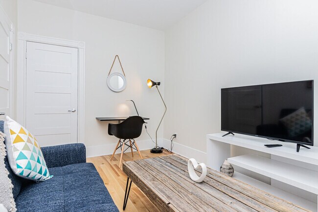 Photo - 1010 Rue Saint-Philippe Unit ID1295481P