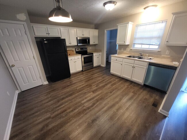 Photo - 4121 Turner's Bend