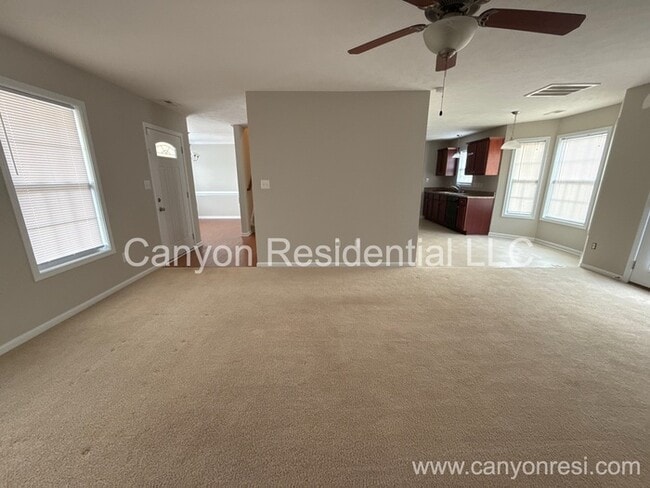 Photo - 3628 Crosswinds Dr House