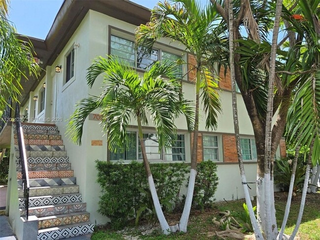 7025 Rue Granville