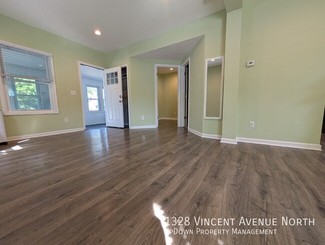 Photo - 1328 N Vincent Ave