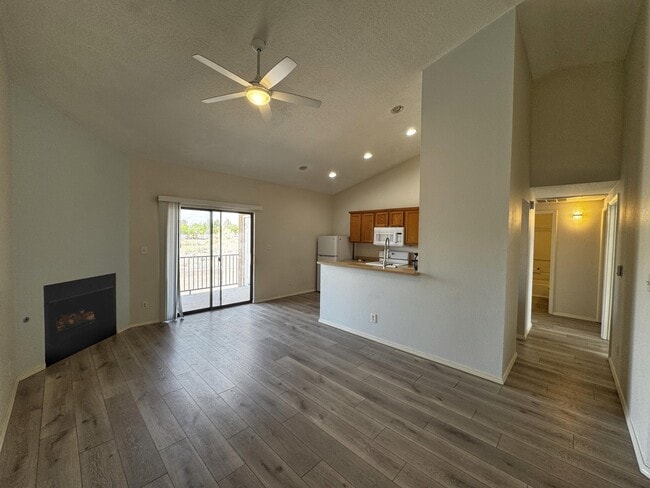 Photo - 1105 Meadowlark Way SE Unit D