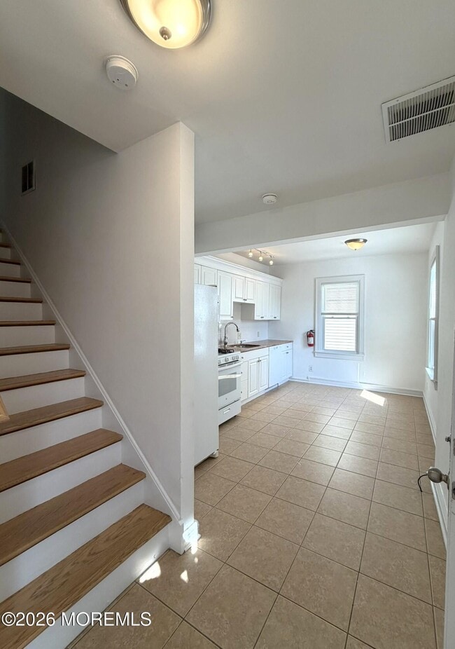 Photo - 69 Dudley St