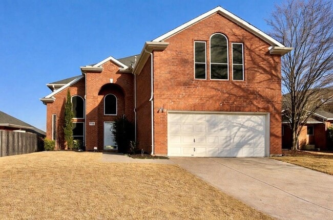 Building Photo - Spacious Home in BISD