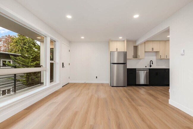 Photo - 6721 24th Ave NW Unidad 2