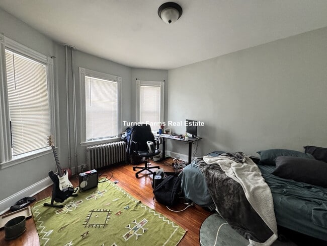 Photo - 15 Cawfield St Unit 1