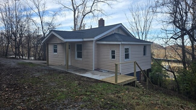 Photo - Totally Renovated, Private Cottage Now For Rent