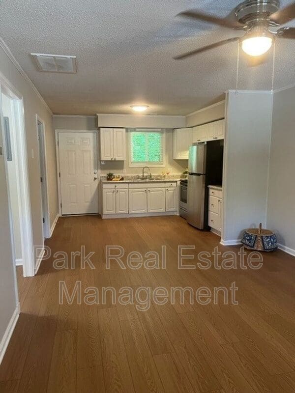 Photo - 114 Bim St