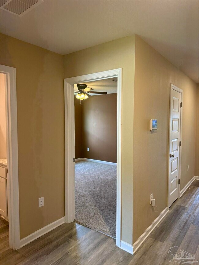 Photo - 5462 Peach Dr